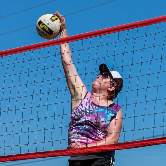 Colleen Lenahansen playing volleyball